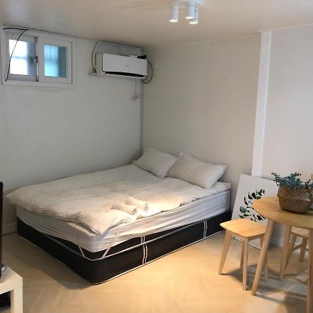 Rich House Dongdaemun Hostel Seoel Buitenkant foto