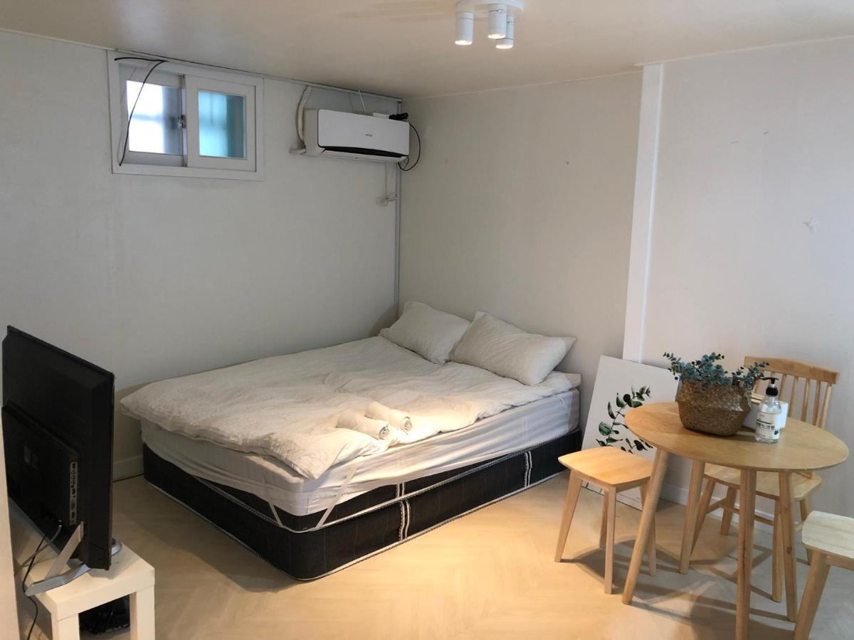 Rich House Dongdaemun Hostel Seoel Buitenkant foto