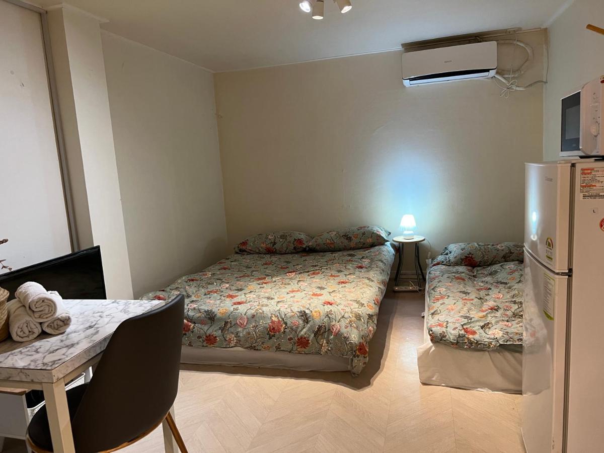 Rich House Dongdaemun Hostel Seoel Buitenkant foto